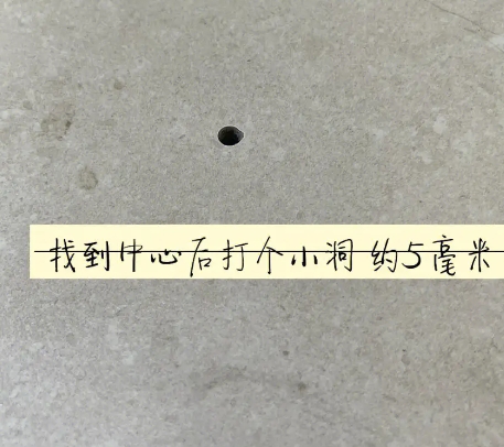 芜湖市瓷砖空鼓维修公司专业解答在瓷砖铺贴过程中，如果砂料搅拌不均匀，将会带来以下问题